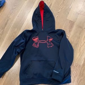 Under Armor sweatshirt